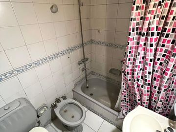 VENTA DEPARTAMENTO 5 AMB. AL FRENTE C/BAL BARRACAS