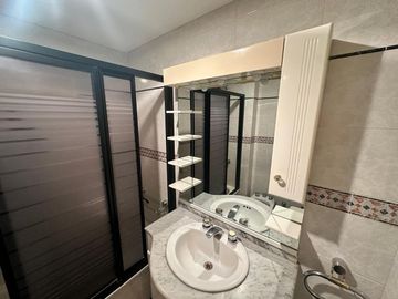 Departamento 5 ambientes Venta Lomas De Zamora