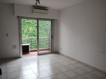 Venta Monoambiente luz y verde en San Fernando