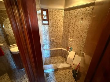 VENTA CASA 4 DORMITORIOS. B° AYACUCHO APTA CREDITO