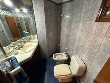 VENTA CASA 4 DORMITORIOS. B° AYACUCHO APTA CREDITO