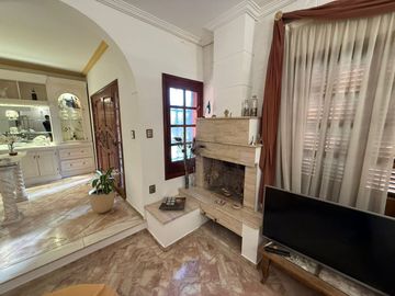 VENTA CASA 4 DORMITORIOS. B° AYACUCHO APTA CREDITO
