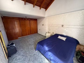 VENTA CASA 4 DORMITORIOS. B° AYACUCHO APTA CREDITO