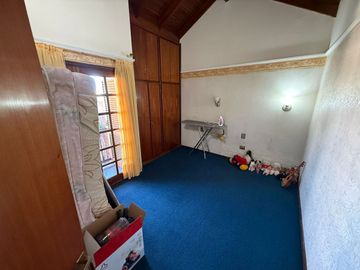 VENTA CASA 4 DORMITORIOS. B° AYACUCHO APTA CREDITO