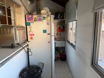 VENTA CASA MULTIFAMILIAR CON LOCAL LOTE 427M2
