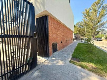 VENTA TRIPLEX 4 AMB PARQUE COCHERA DOBLE