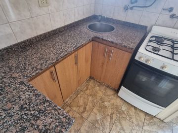 Venta depto de 2 AMB balcón terraza en Monserrat