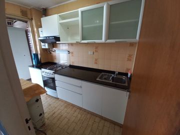 VENTA DEPTO 2 AMB CHACARITA FRENTE BALCÓN COCHERA