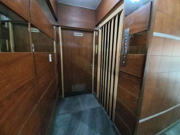 VENTA DEPTO 2 AMB CHACARITA FRENTE BALCÓN COCHERA