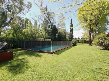 VENTA CASA QUINTA 5 AMB CON PILETA