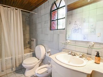 VENTA CASA QUINTA 5 AMB CON PILETA