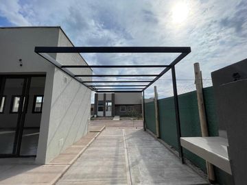 VENTA CASA Bº ANDESMAR - 2 HABITACIONES - GLLEN