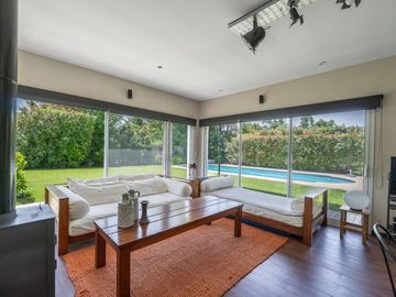 Venta  Barrio  Cerrado Villa Olivos central, Km 36