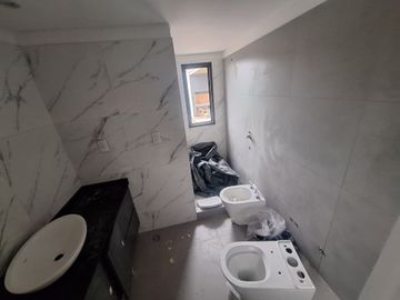 VENTA DE CASA A ESTRENAR BARRIO PRIVADO MAIPU