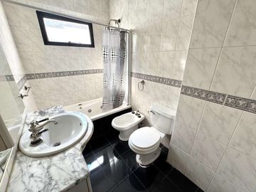 VENTA DEPTO DUPLEX 4 AMBIENTES BALCON RECOLETA