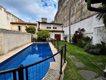 VENTA CASA 6 AMB PILETA QUINCHO FLORIDA OESTE