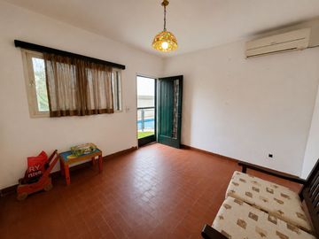 VENTA CASA 6 AMB PILETA QUINCHO FLORIDA OESTE