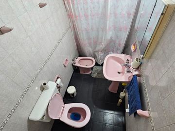VENTA CASA MAS DEPARTAMENTO EN TANTI IDEAL RENTA