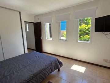 VENTA DE CASA 2 AMBIENTES MAR AZUL