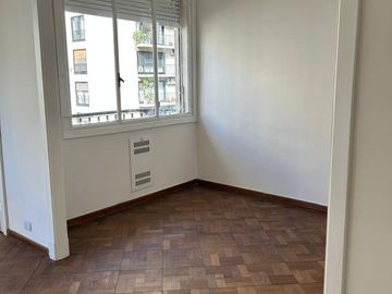 Alquiler 3 ambientes con balcon recoleta