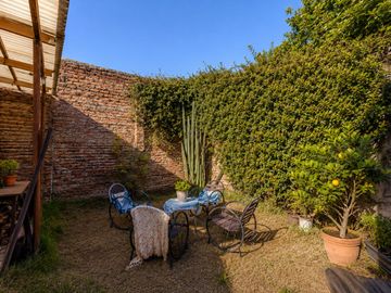 VENTA PH 6 AMBIENTES Y JARDIN EN PARQUE CHACABUCO