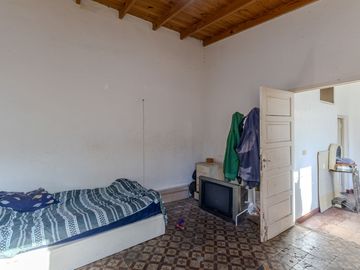 VENTA PH 6 AMBIENTES Y JARDIN EN PARQUE CHACABUCO