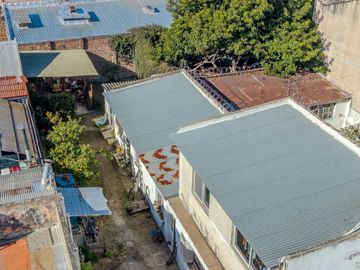 VENTA PH 6 AMBIENTES Y JARDIN EN PARQUE CHACABUCO