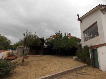 VENTA CASA TANTI 4 DORM CERCA DEL RIO