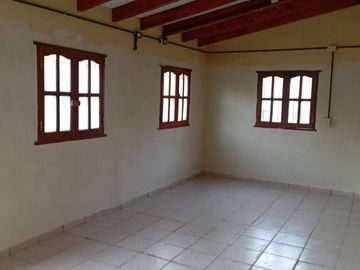 VENTA CASA TANTI 4 DORM CERCA DEL RIO