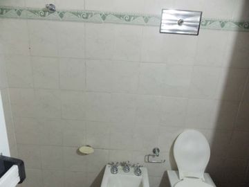 VENTA CASA TANTI 4 DORM CERCA DEL RIO