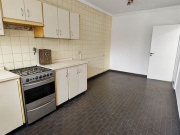Departamento en alquiler en A. France 1600, Lanús