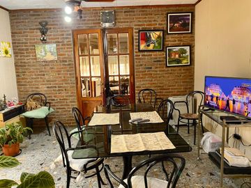 VENTA CASA 4 AMBIENTES COCHERA TERRAZA LUGANO