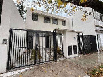 VENTA DUPLEX 3 AMB MINIMALISTA MUÑIZ A ESTRENAR