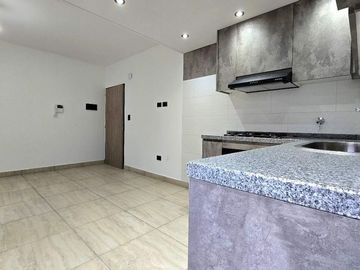 VENTA PH Tres ambientes a estrenar en Versalles
