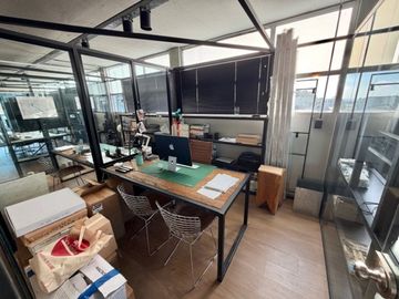 VENTA Oficina 90 m2 con cochera - VICENTE LOPEZ