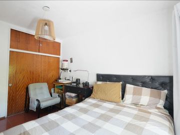 VENTA CASA 5 AMBIENTES BOEDO CON PATIO Y COCHERA