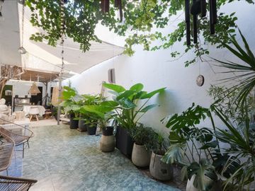 VENTA CASA 5 AMBIENTES BOEDO CON PATIO Y COCHERA