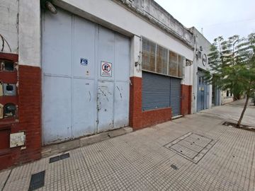 ALQUILER DEPOSITO DOS PLANTAS EN PATERNAL