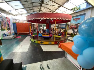VENTA TRES LOCALES EN BLOQUE EXCELENTE UBICACION