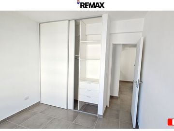 VENTA 2 AMB BALCON TERRAZA ESTRENAR ADROGUE CENTRO