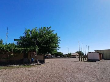 Venta 4 Galpones casa y departamento, Guaymallén