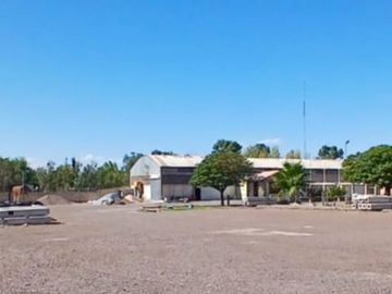 Venta 4 Galpones casa y departamento, Guaymallén