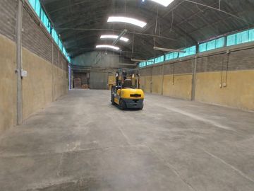 Venta 4 Galpones casa y departamento, Guaymallén