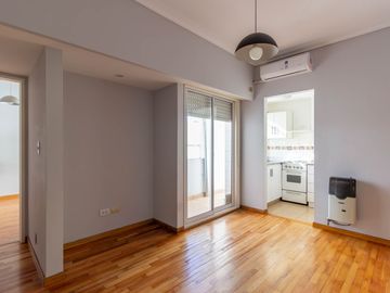 Departamento 2 amb venta Villa Ortuzar con balcón
