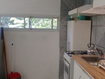 VENTA CASA 4 AMBIENTES +DEPARTAMENTO COLINA ALEGRE