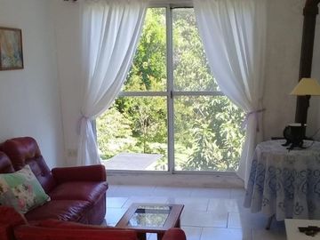 VENTA CASA 4 AMBIENTES +DEPARTAMENTO COLINA ALEGRE
