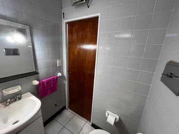 VENTA DPTO 3 AMB EN EL CENTRO DE LANUS OESTE