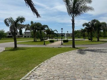 VENTA LOTE BARRIO PRIVADO CHATEAU PILAR
