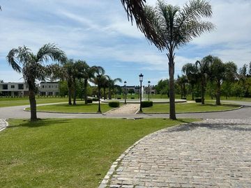 VENTA LOTE BARRIO PRIVADO CHATEAU PILAR