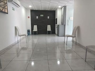 Oficina en Renta, Satélite, 17 m2